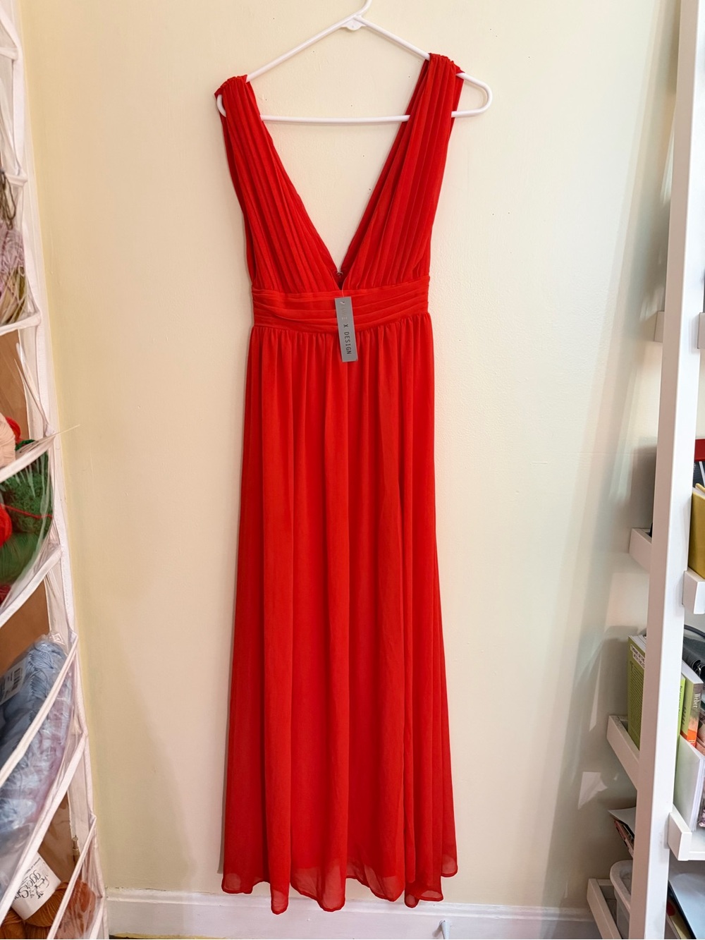 Red V-Neck Pleated Formal Dress
